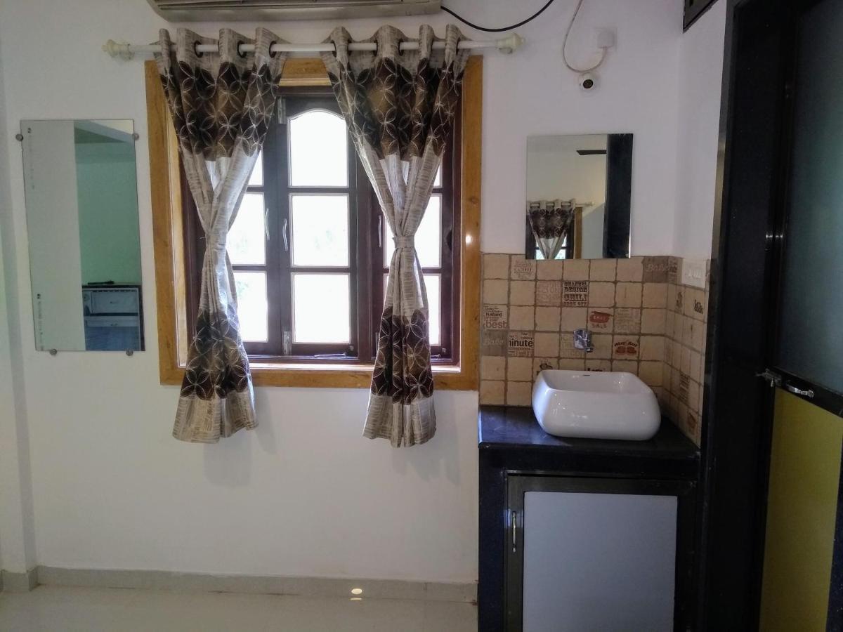 Dsk Studio Apartment, Siolim, Goa. Exterior photo